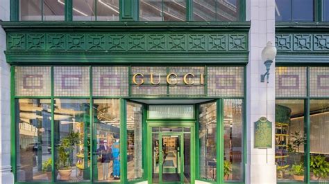 chicago outlets gucci|gucci store in chicago downtown.